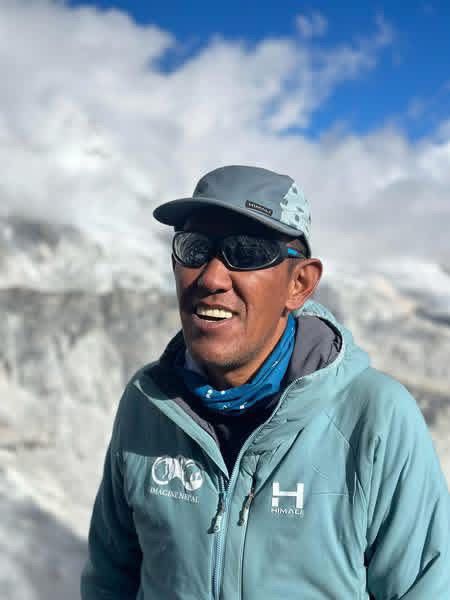 30th Everest summit for Pa Dawa, now second only to Kami Rita